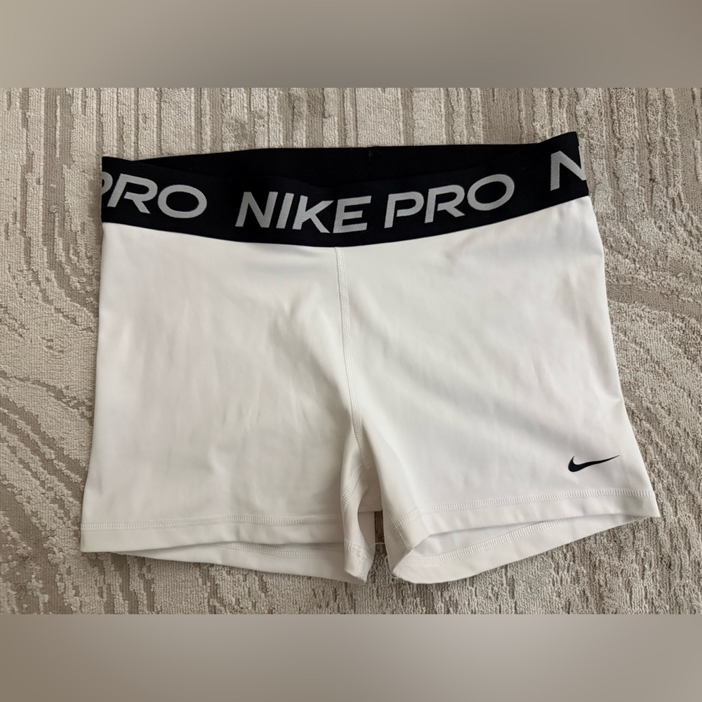 Women's Nike Pro Dri-Fit White Shorts - Size L